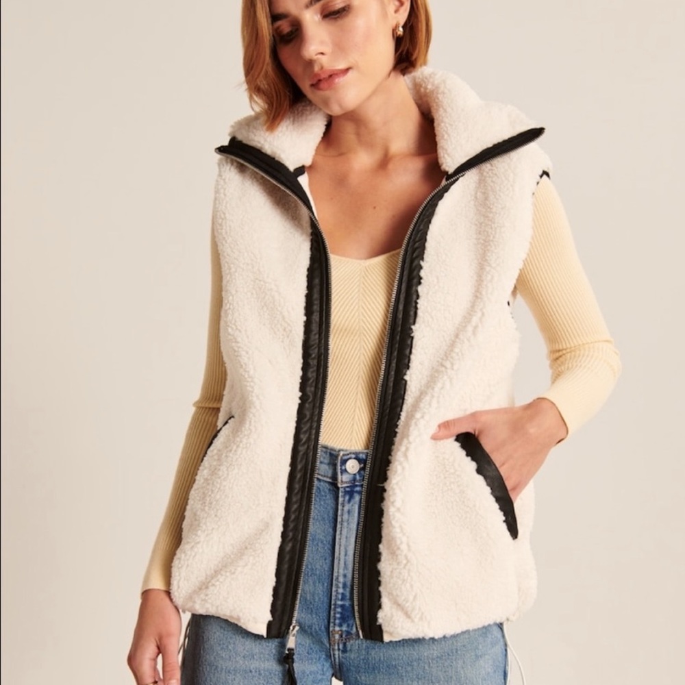 Abercrombie Sherpa Vest